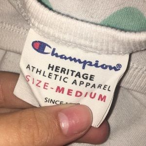 Champion Medium Shirt